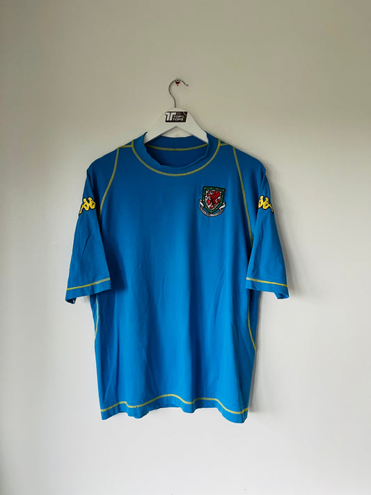Wales away football shirt 2003/04 Large