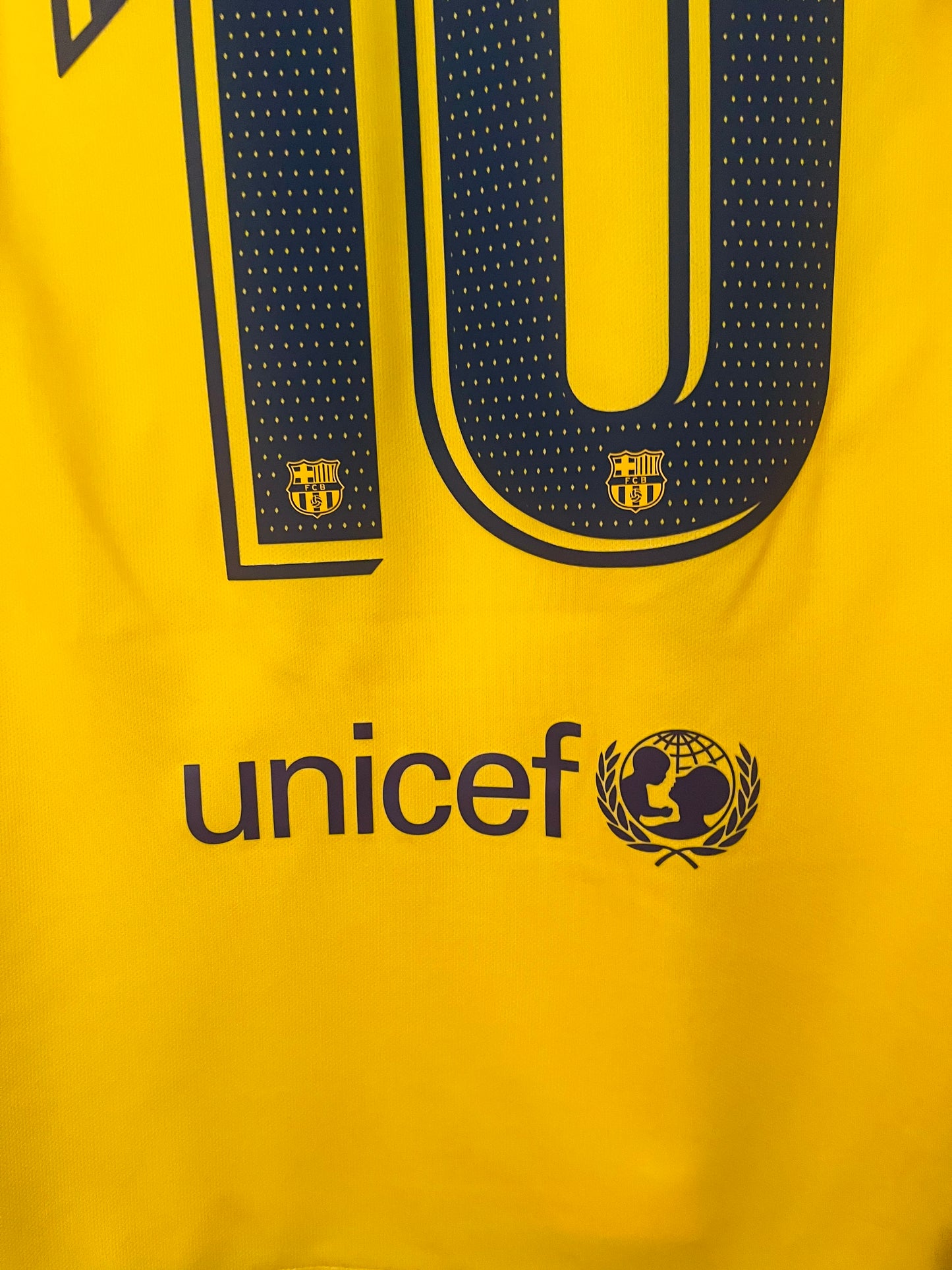 Barcelona fourth Senyera football shirt 2019/20 Messi Large