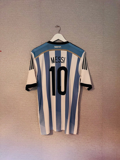 Argentina home football shirt     W/C 2014 Messi Large