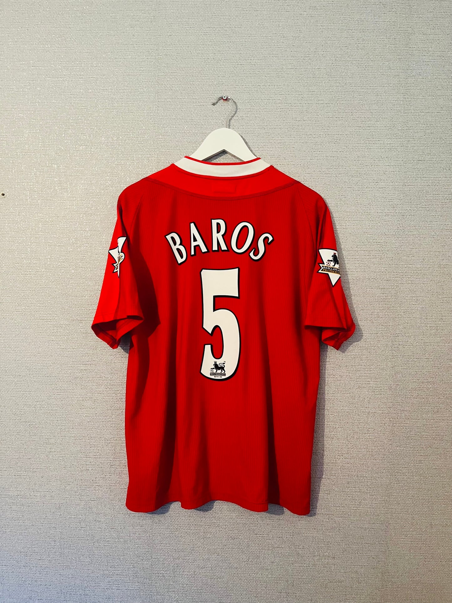 Liverpool home football shirt 2003/04 Baros Large