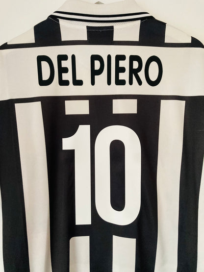 Juventus home football shirt 2001/02 Del Piero Large