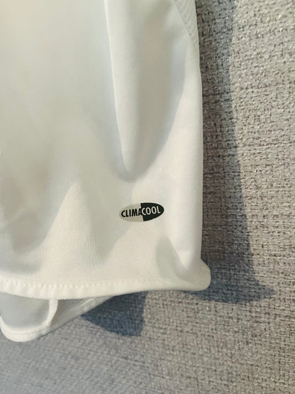 Real Madrid home football shirt
2004/05 R9 Large