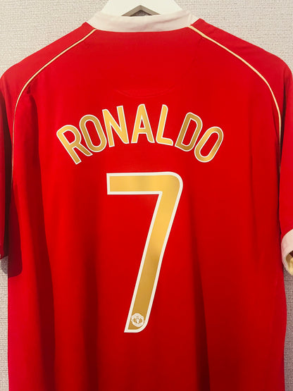 Manchester United home football shirt 2006/07 CR7 Large