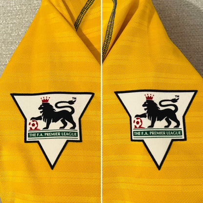 Chelsea away football shirt 2000/02 Zola Large