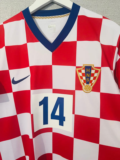 Croatia home football shirt
Euro 2008 Modric Medium