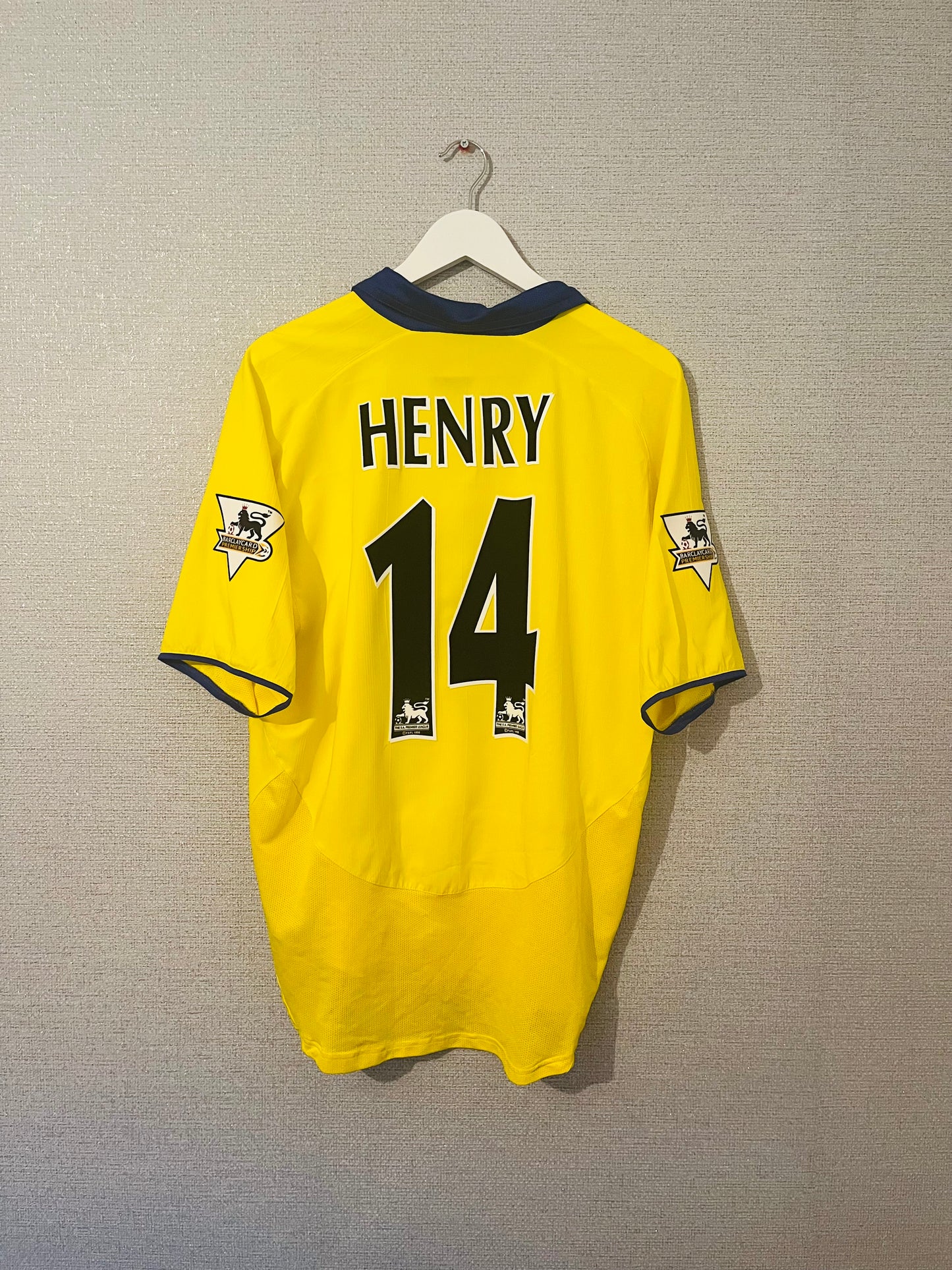 Arsenal away football shirt 2003/04 Henry Large