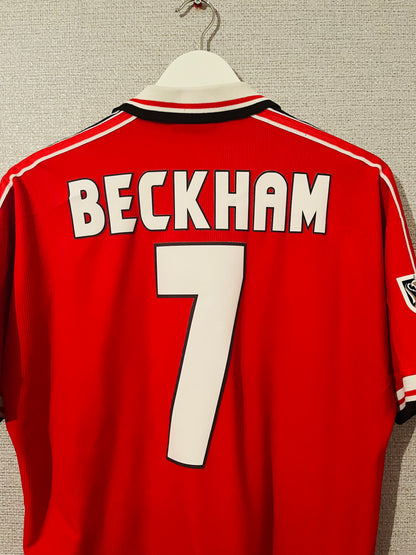 Manchester United home football shirt 1998/99 Beckham Medium