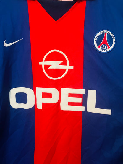 PSG home football shirt
2000/01 Okocha XL