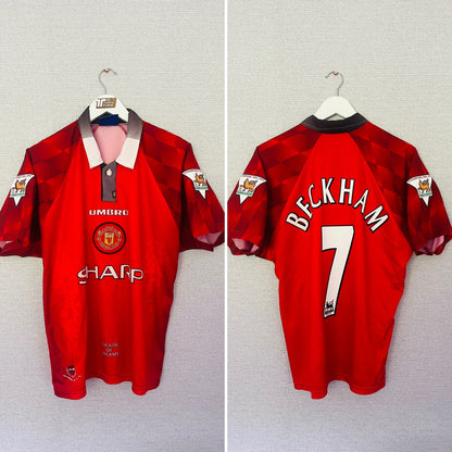 Manchester United home football shirt 1997/98 Beckham Medium