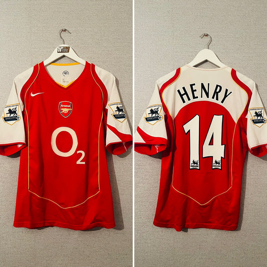 Arsenal home football shirt
2004/05 Henry Medium
