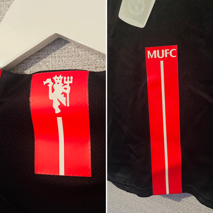 Manchester United away football shirt 2007/08 CR7 Large