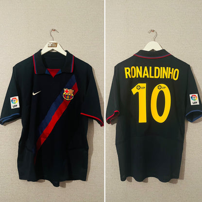 Barcelona away football shirt 2003/04 Ronaldinho Large