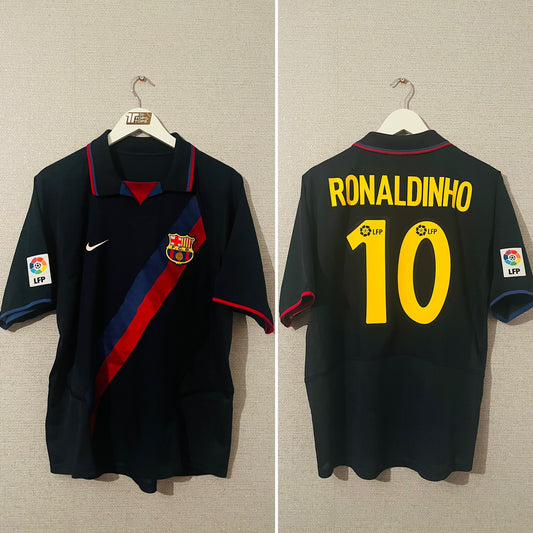 Barcelona away football shirt 2003/04 Ronaldinho Large