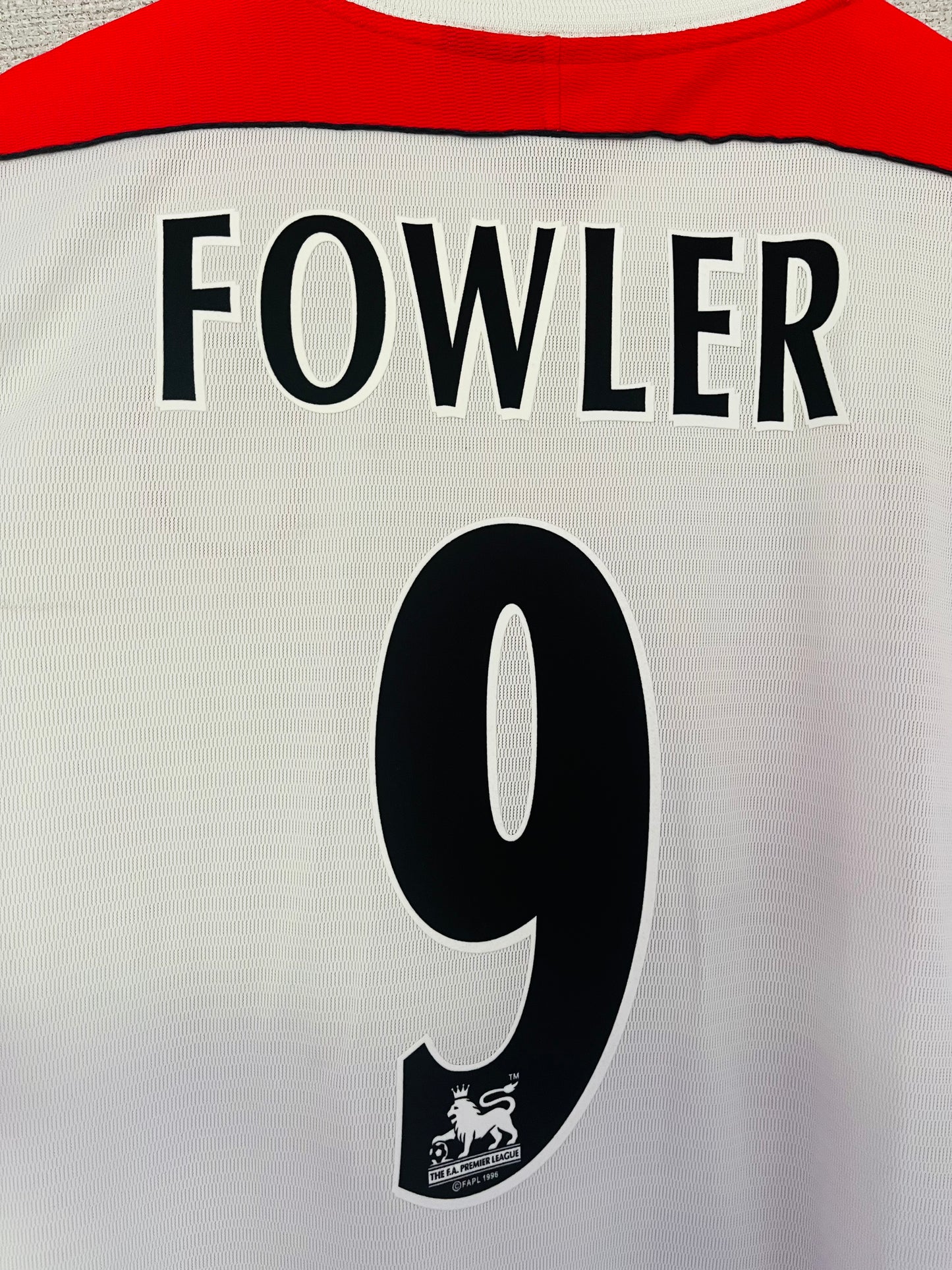 Liverpool away football shirt 1998/2000 Fowler XL
