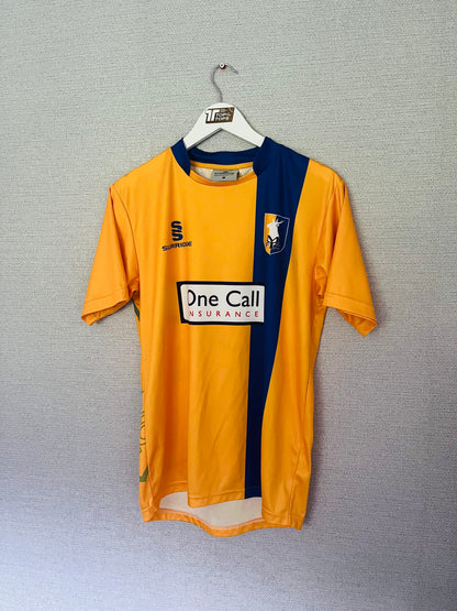 Mansfield Town home football shirt 2016/17 Medium