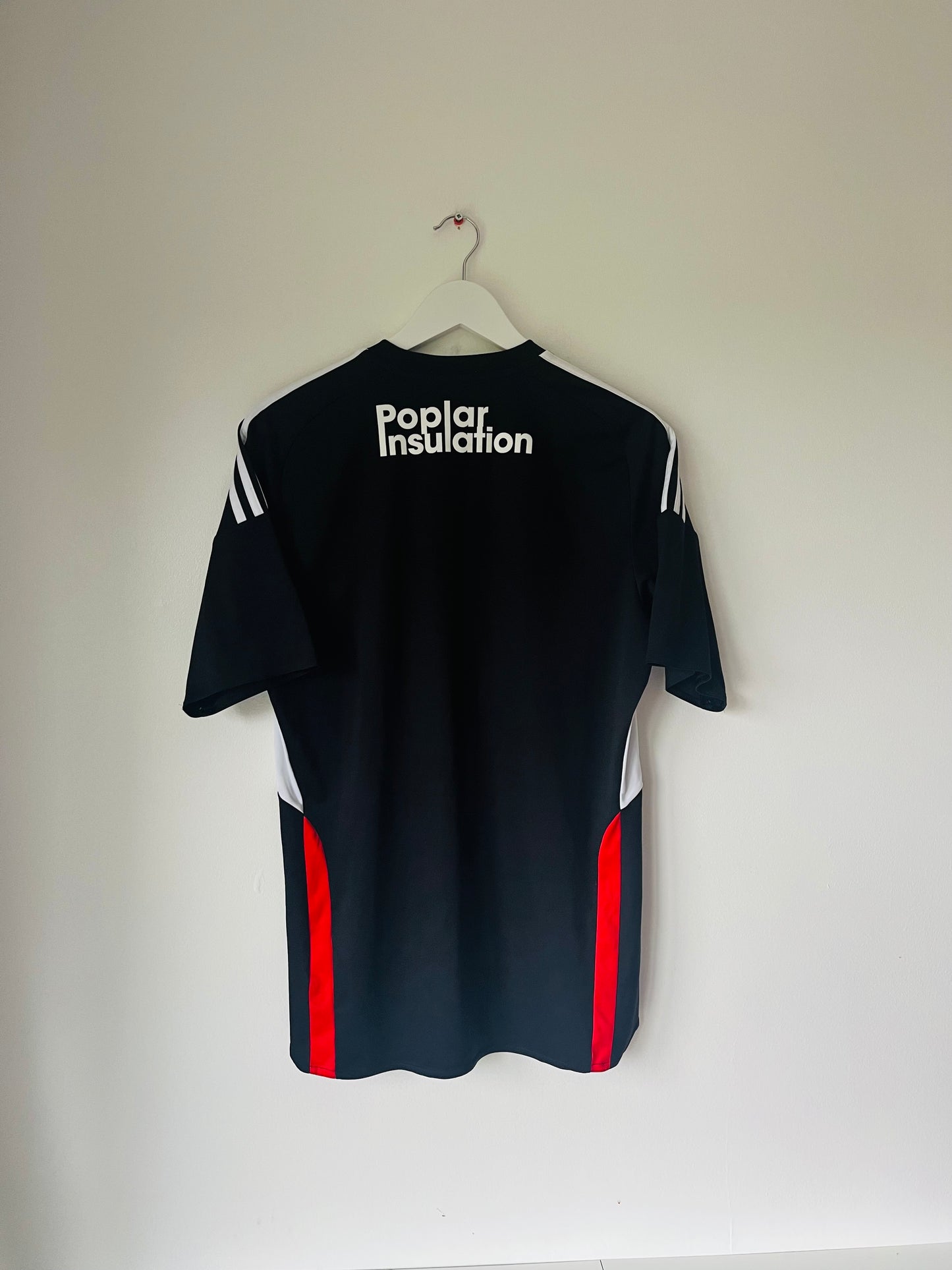 Bristol City away football shirt
2013/14 Medium