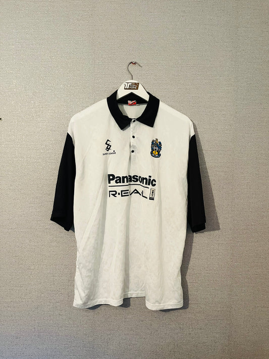 Huddersfield away football shirt
1995/96 XXL