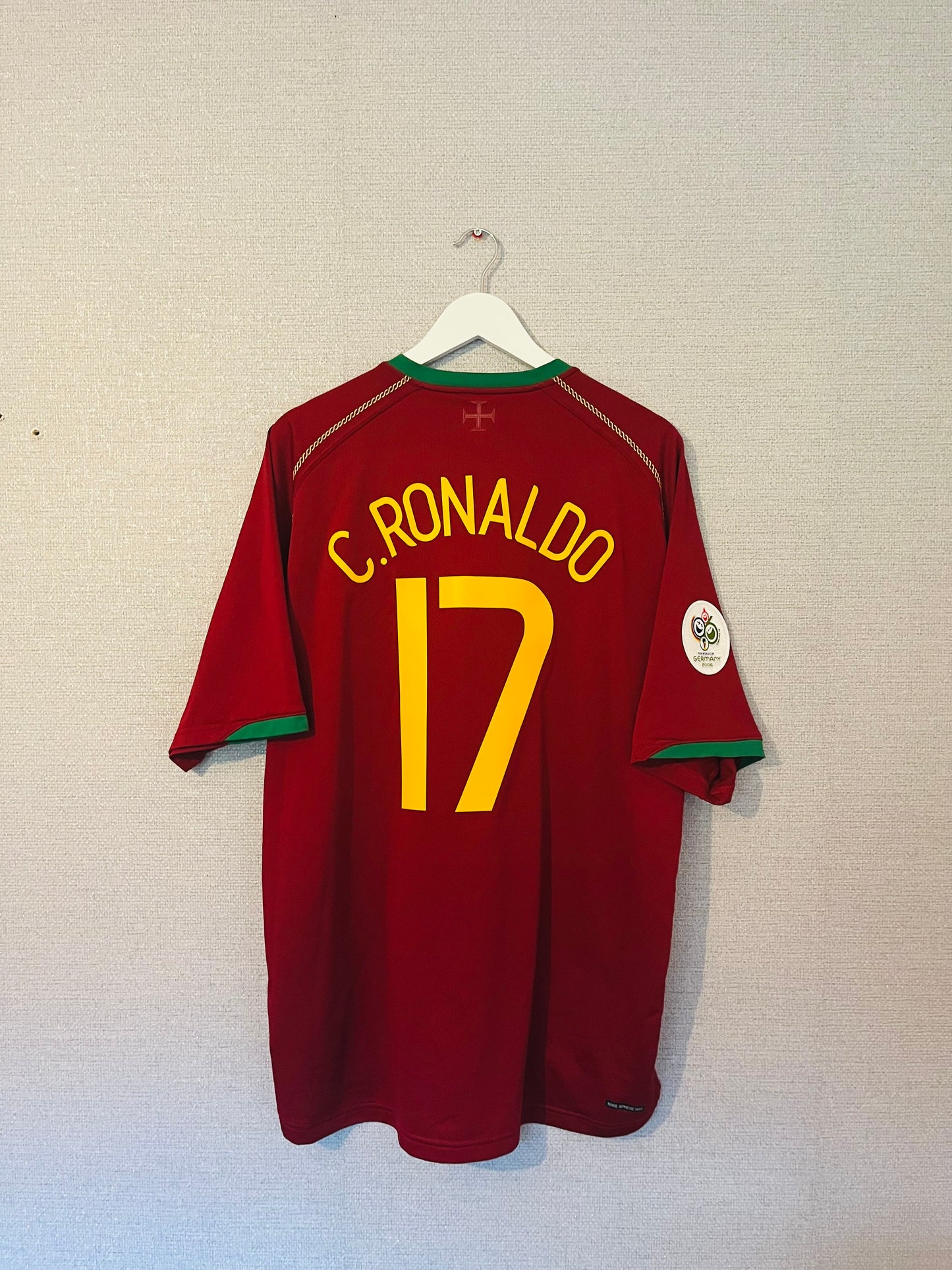 Portugal home football shirt W/C 2006 Ronaldo XXL