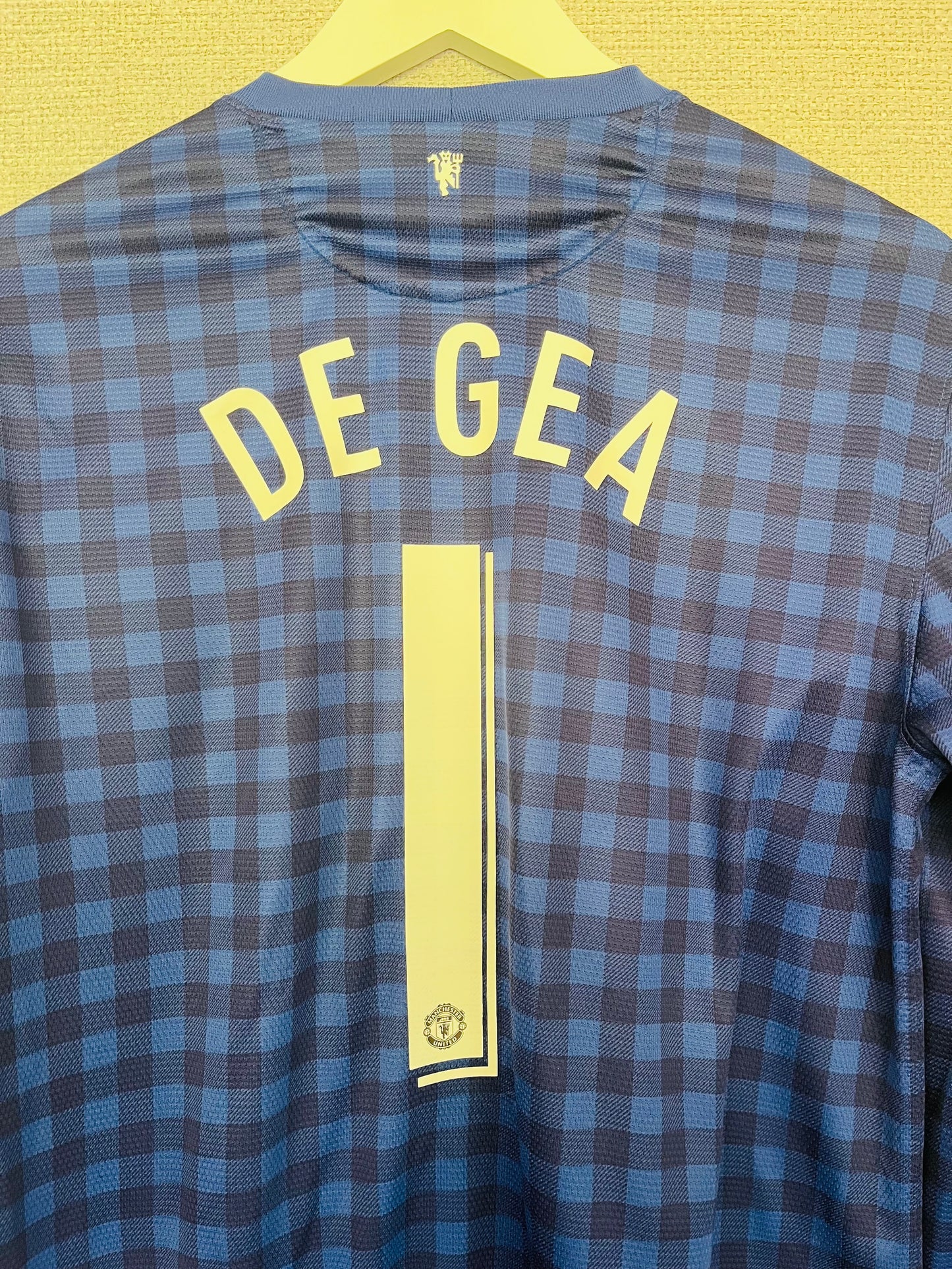 Manchester United goalkeeper football shirt 2012/13 De Gea Medium