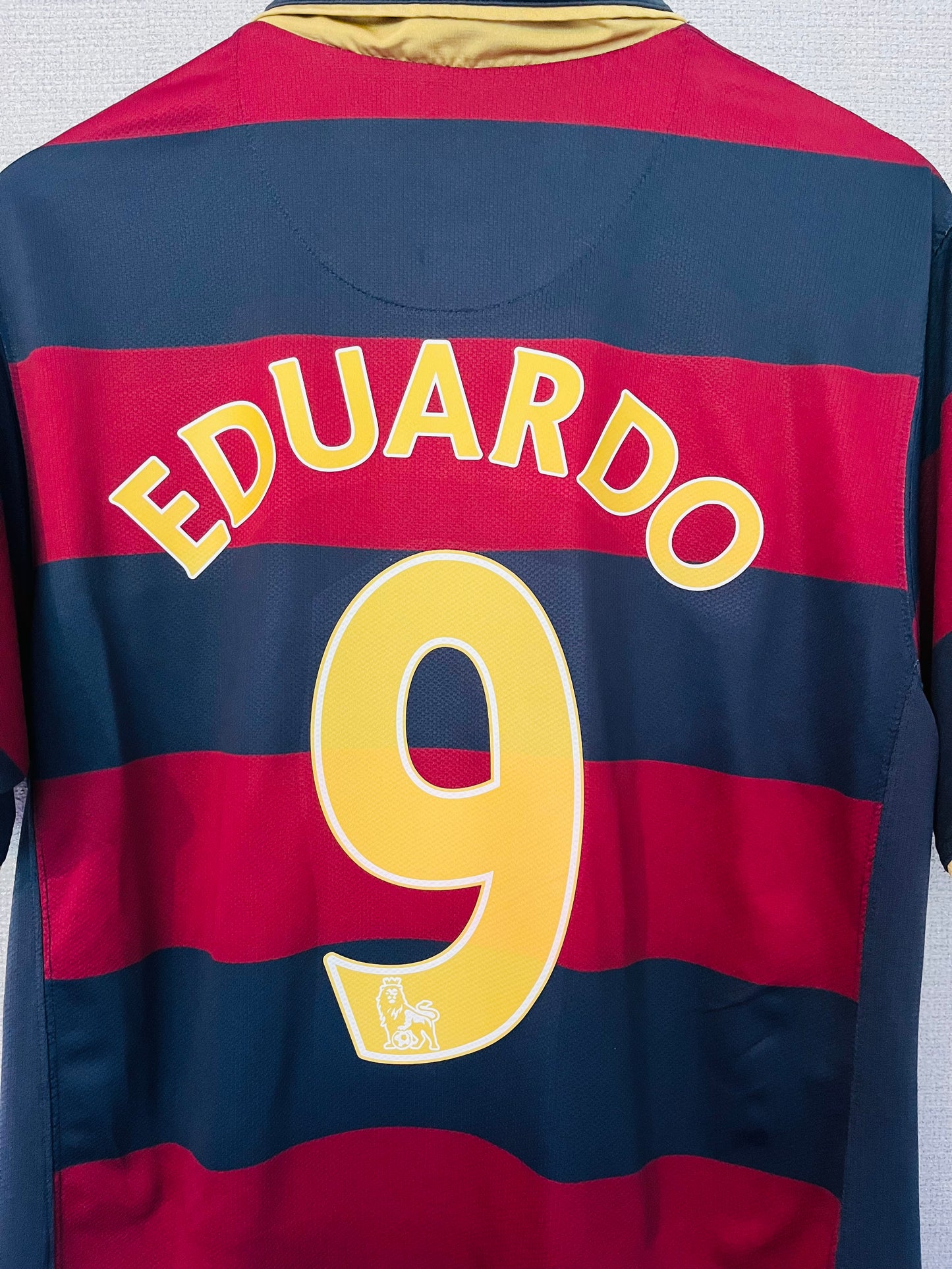 Arsenal third football shirt 2007/08 Eduardo Large