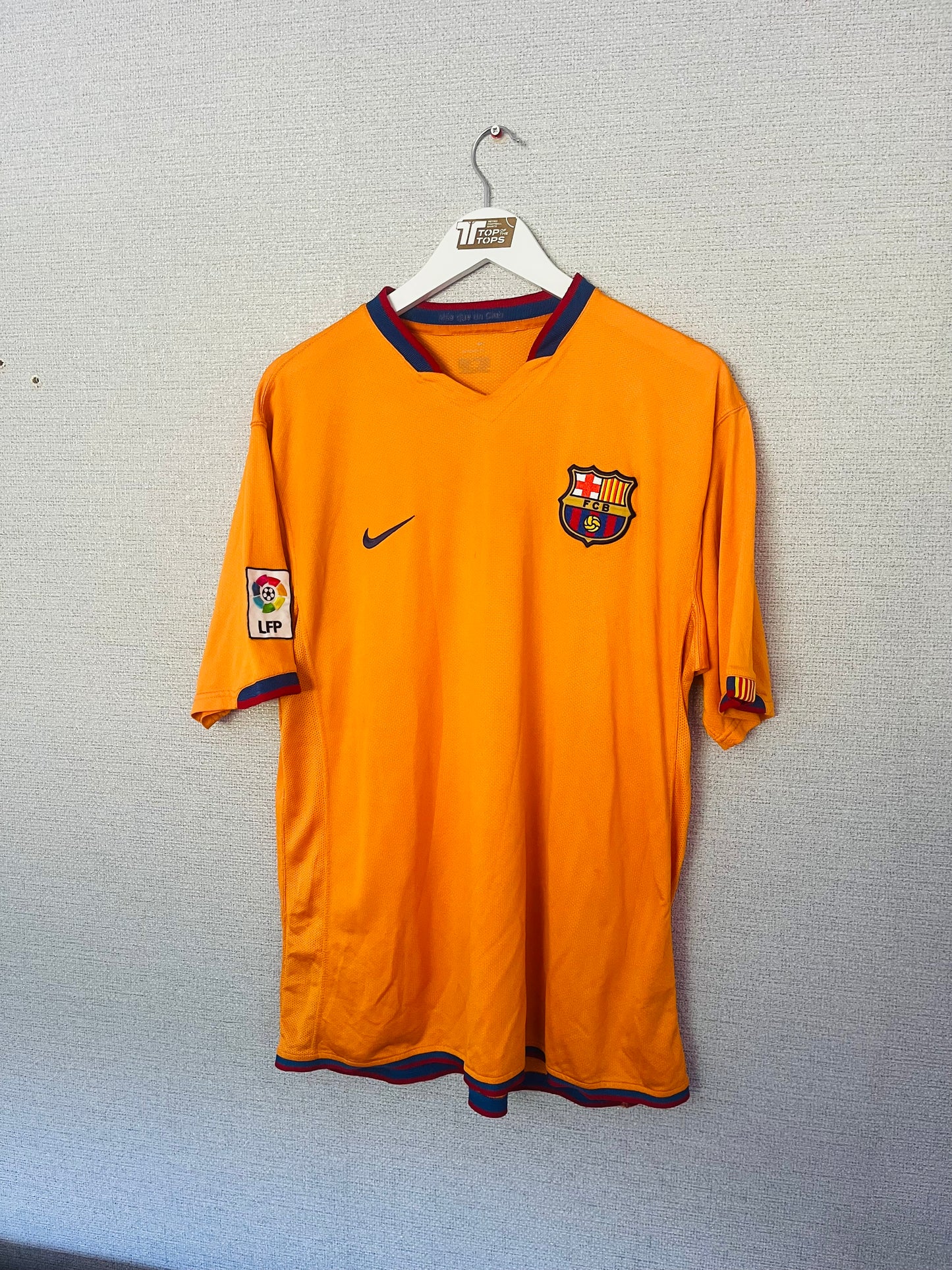 Barcelona away football shirt 2006/08 Ronaldinho XL