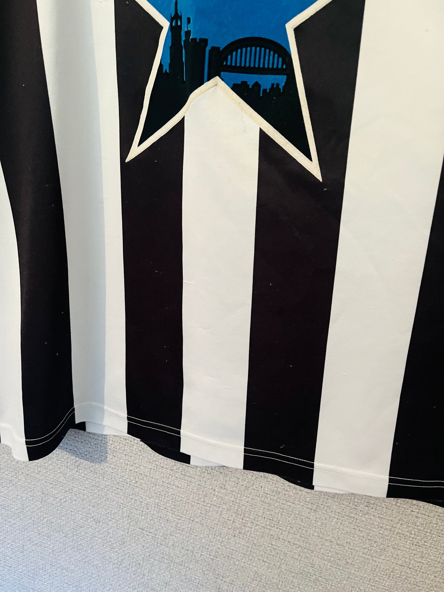Newcastle United home football shirt 1993/95 XL