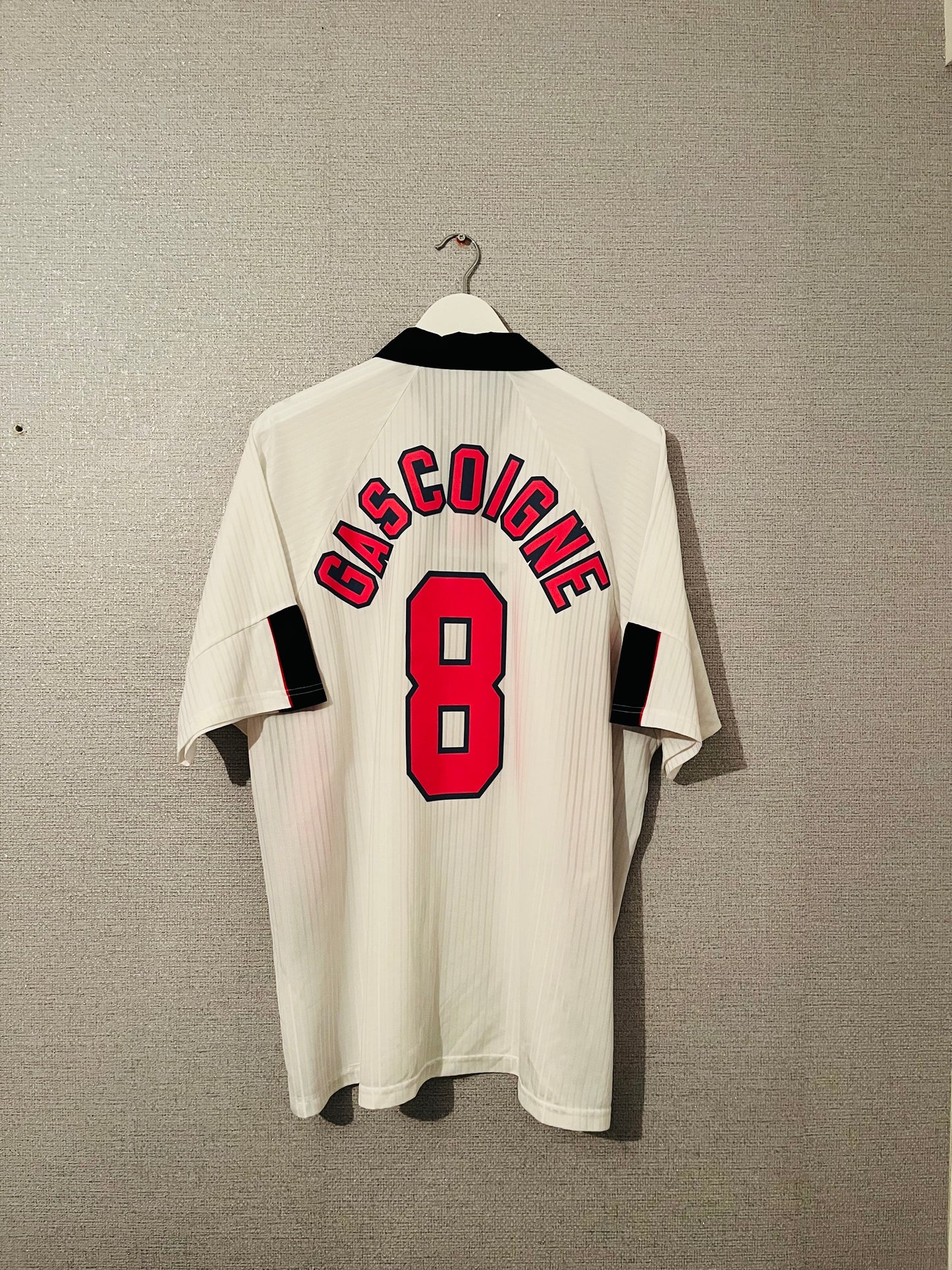 England home football shirt
1997/98 Gazza XXL