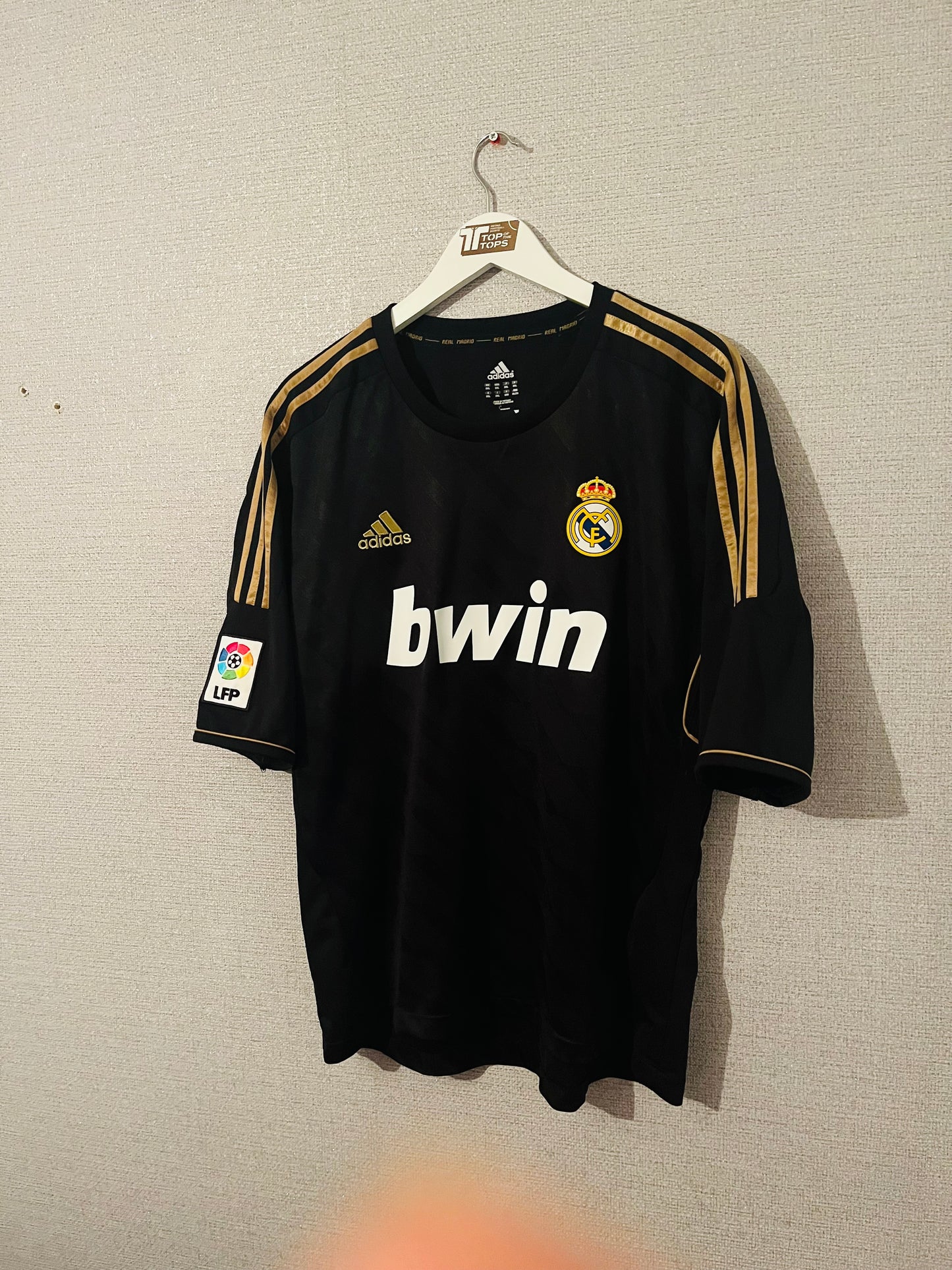 Real Madrid away football shirt 2011/13 Callejon Large