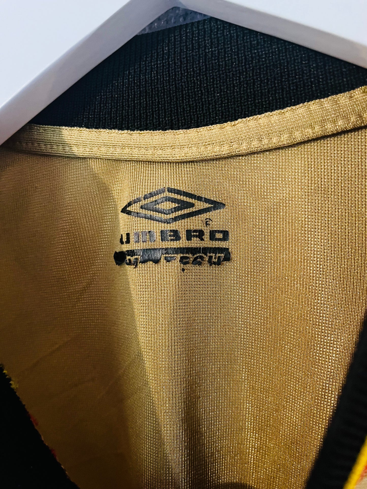 Galatasary third football shirt 2002/03 Medium