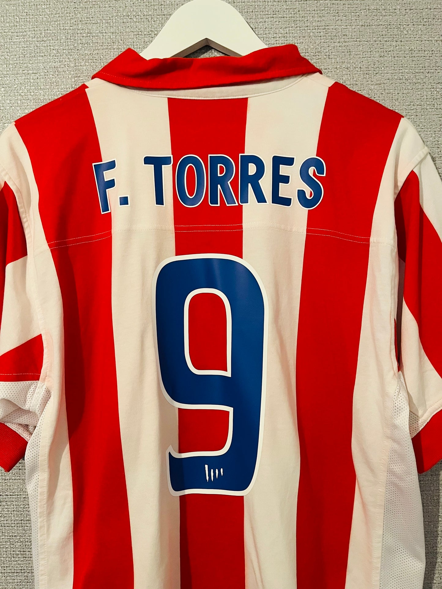 Atletico Madrid home centenary football shirt 2003/04 Torres Medium