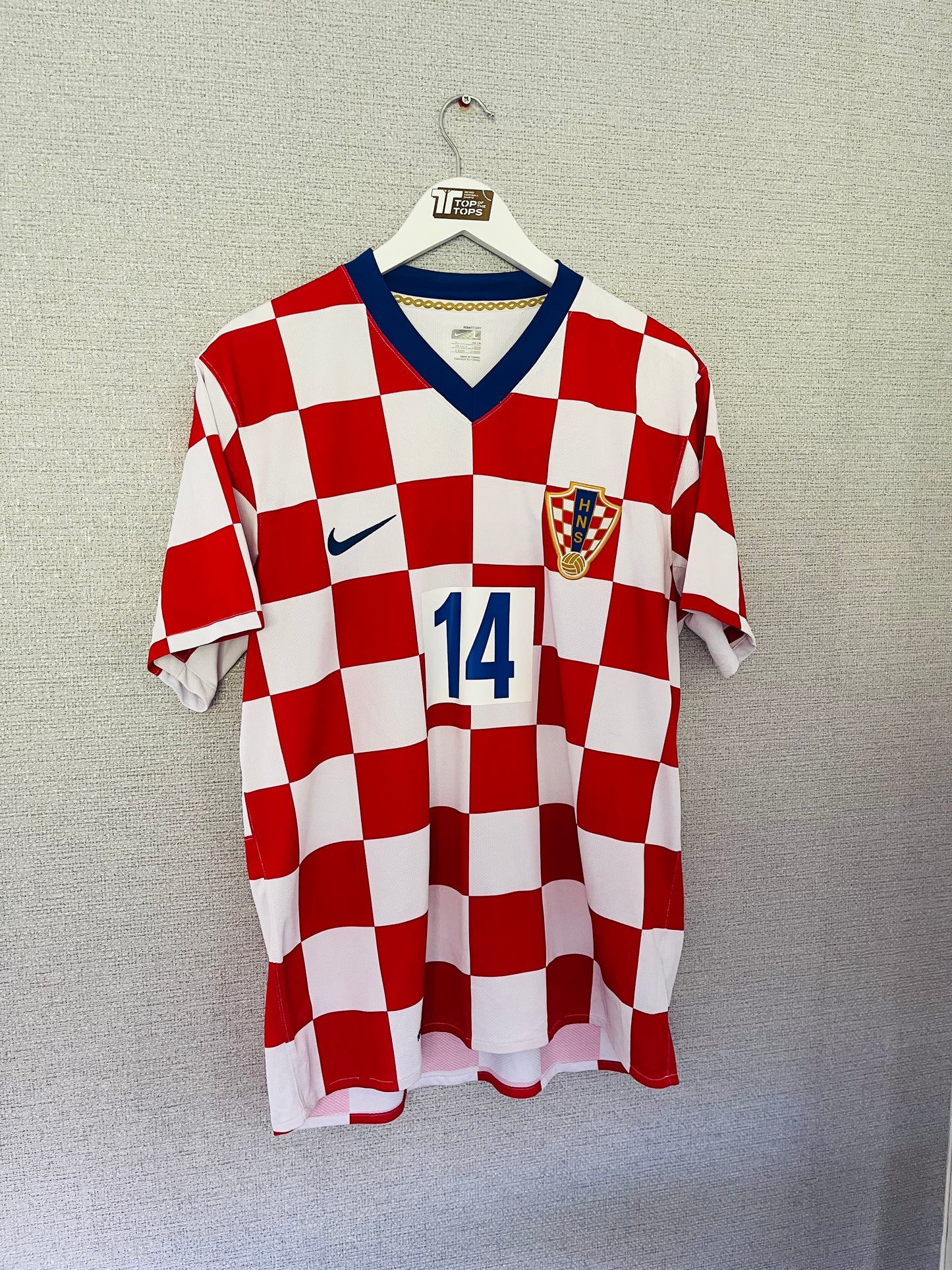 Croatia home football shirt Euro 2008 Modric Large