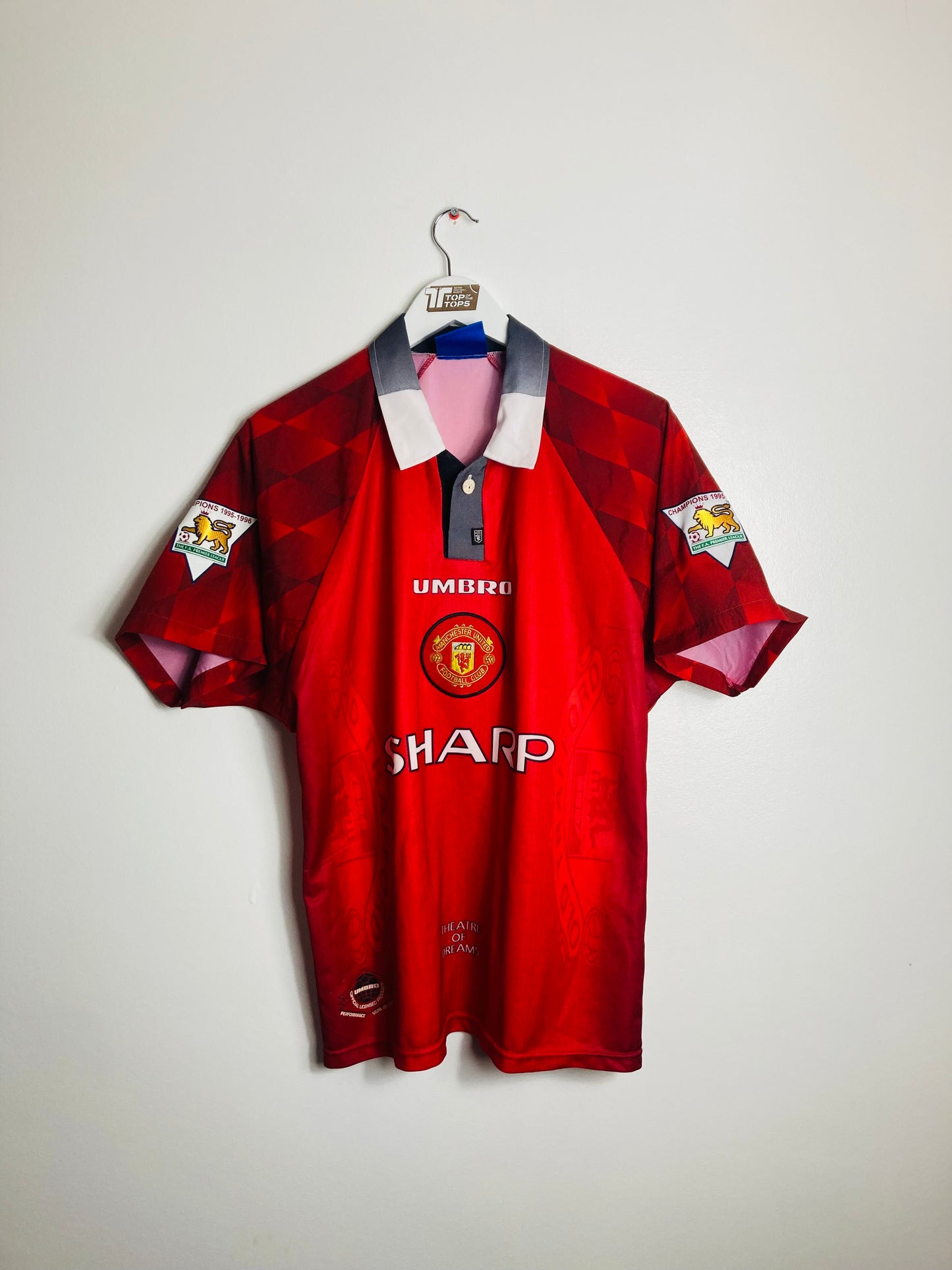 Manchester United home football shirt 1996/97 Cantona medium