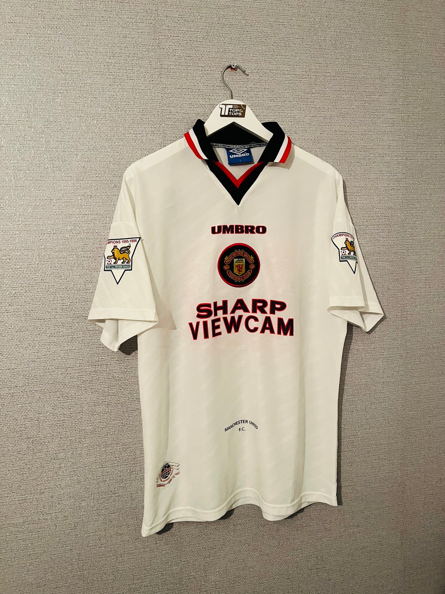 Manchester United away football shirt 1996/97 Beckham Large