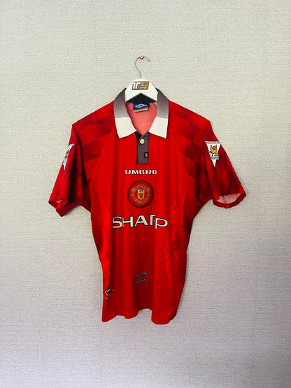 Manchester United home football shirt 1996/97 Cantona Medium