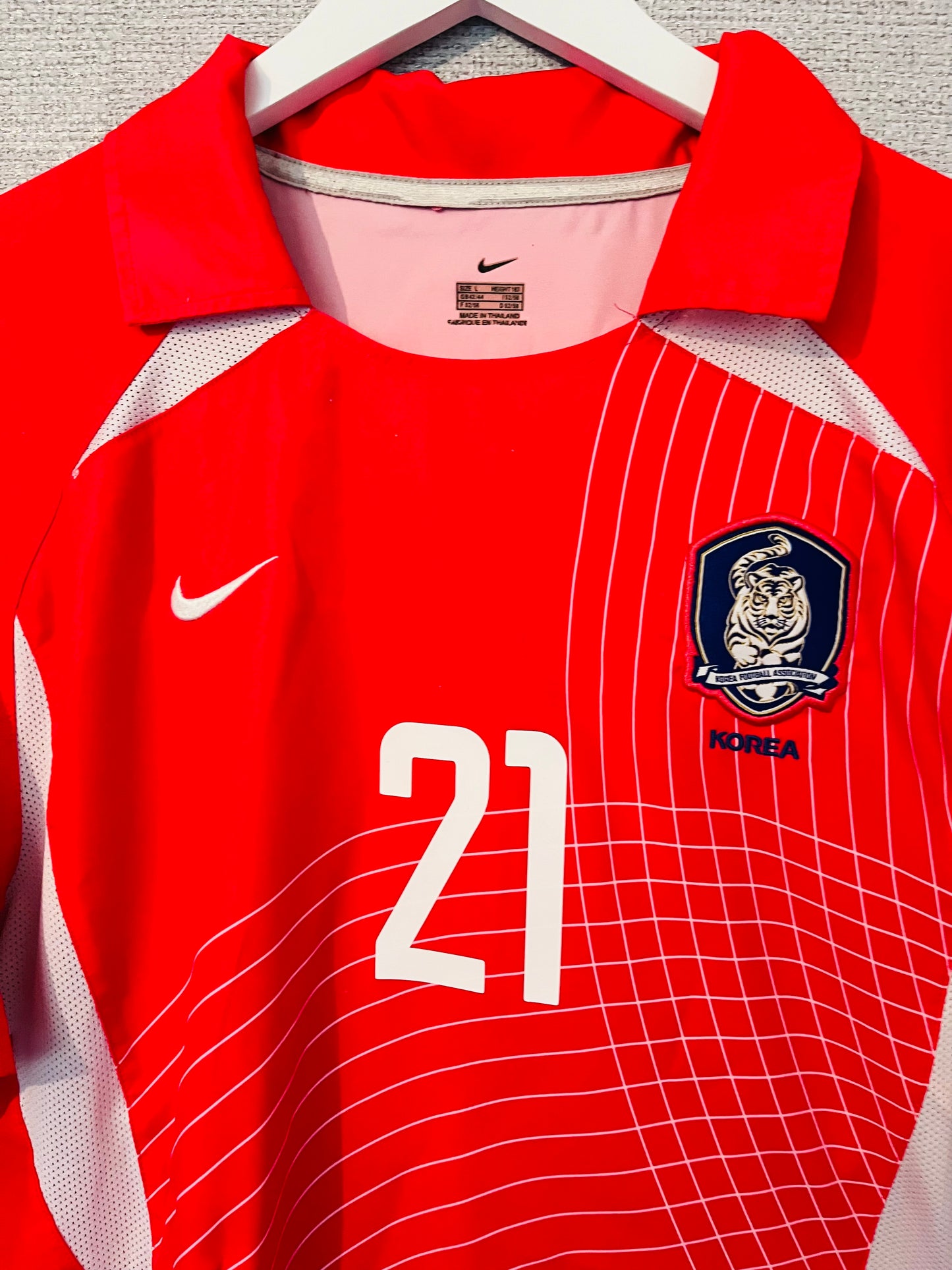 South Korea home football shirt
W/C 2002 Park Ji- Sung Large