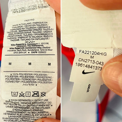 Barcelona third football shirt
2022/23 Lamine Yamal Medium