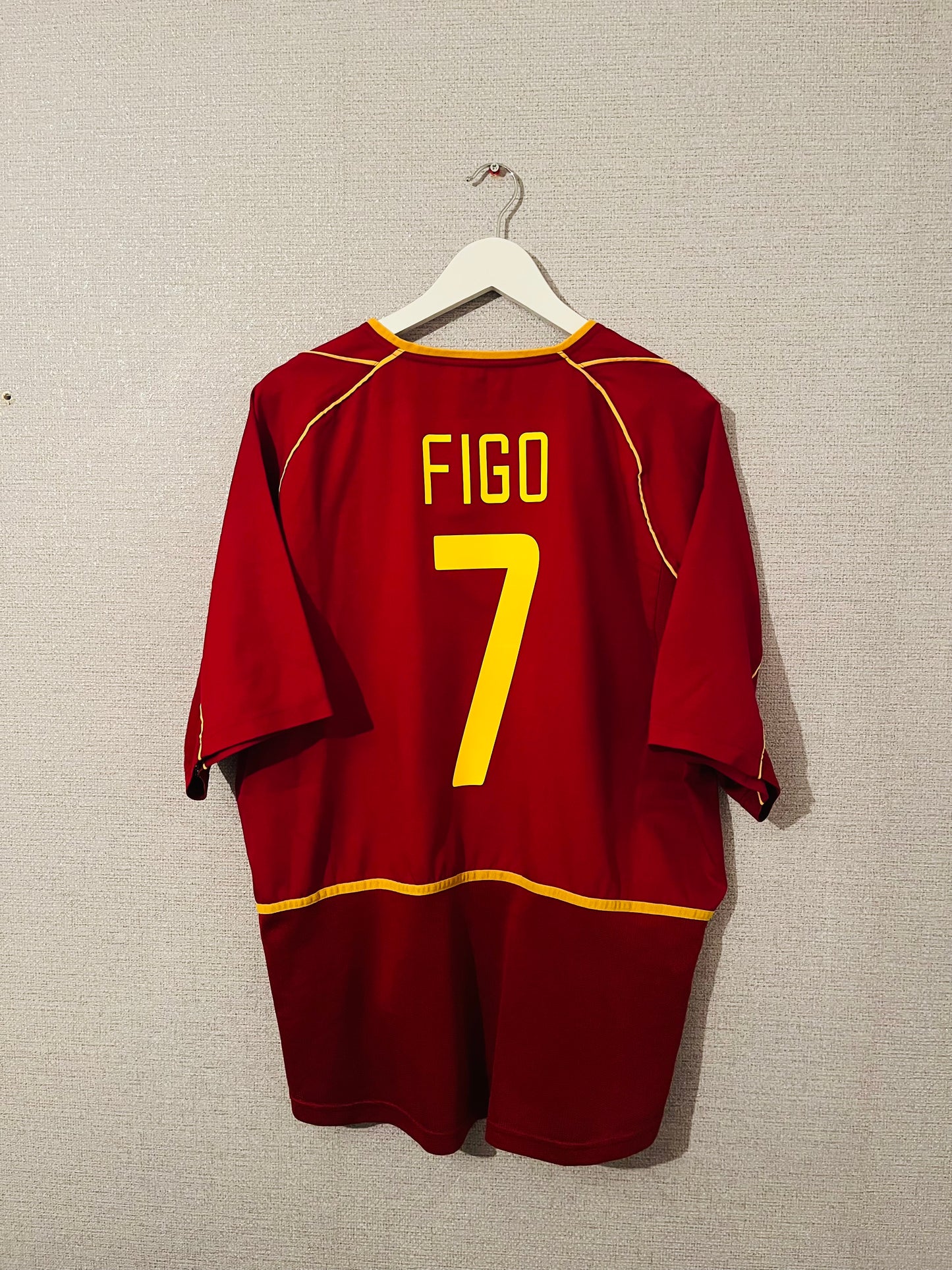 Portugal home football shirt 2002/04 Figo XL