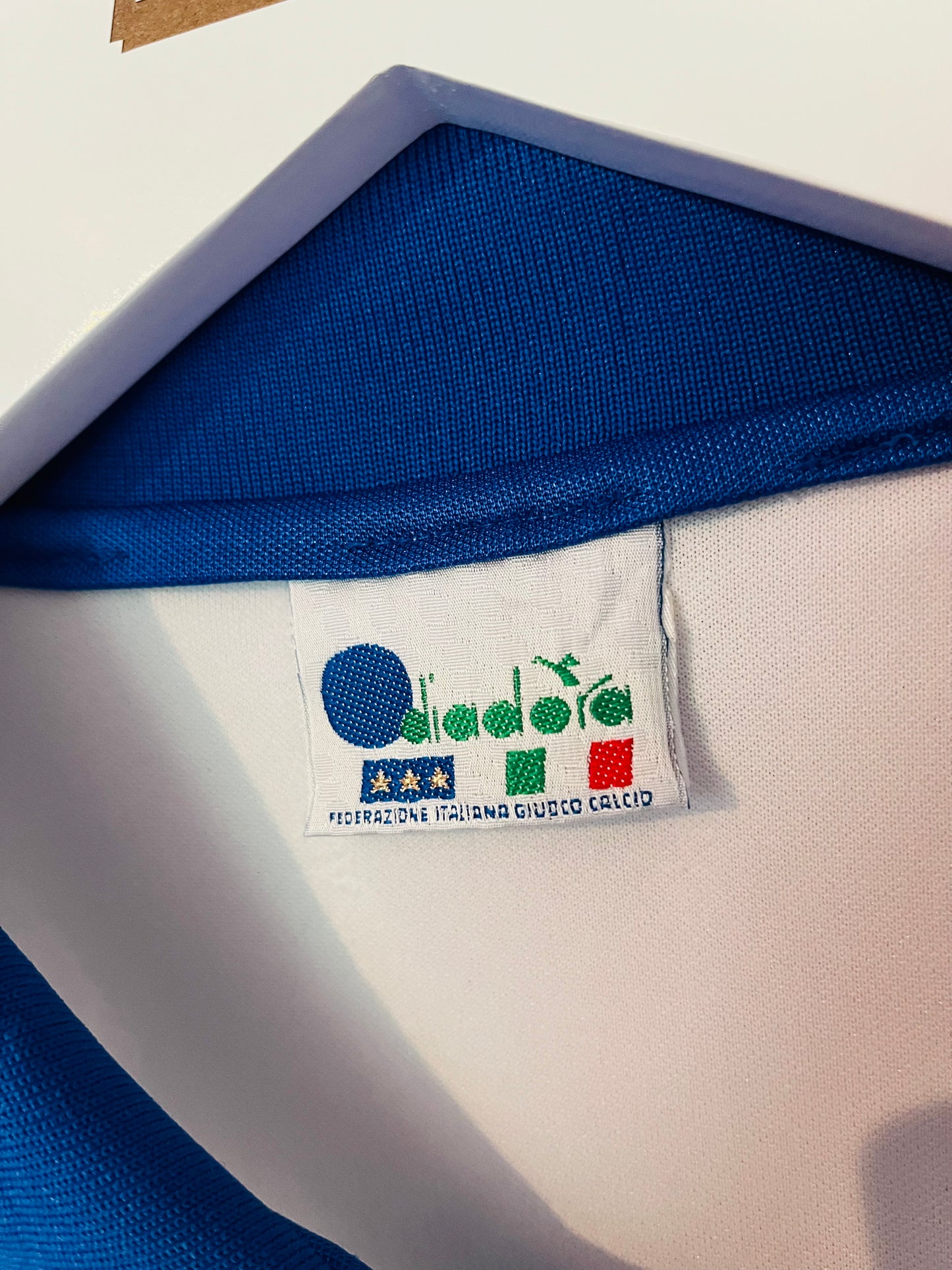 Italy training football shirt 1990/92 Large