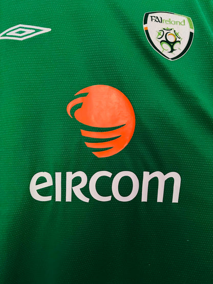 Republic of Ireland home football shirt 2004/06 Large