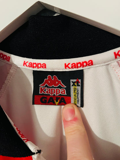 Athletic Bilbao home football shirt
1997/98 Etxeberria Large