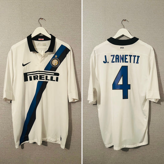 Inter Milan away football shirt
2011/12 Zanetti XL