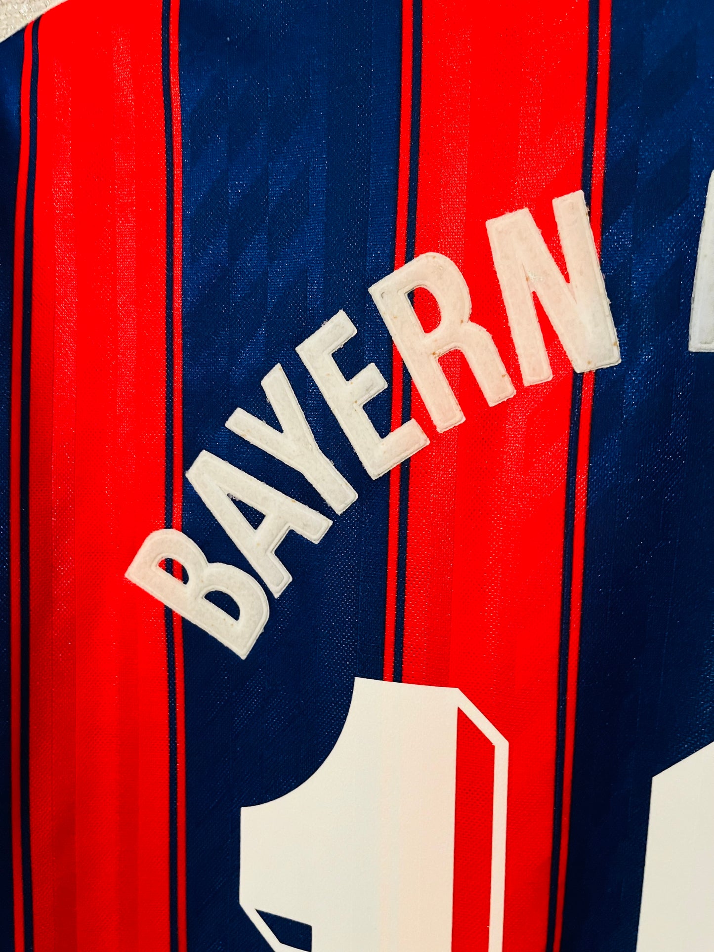 Bayern Munich home football shirt 1995/97 Klinsmann Medium