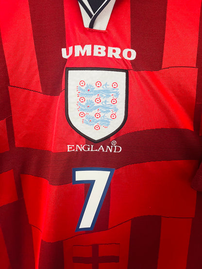 England away football shirt
W/C 1998 Beckham XL