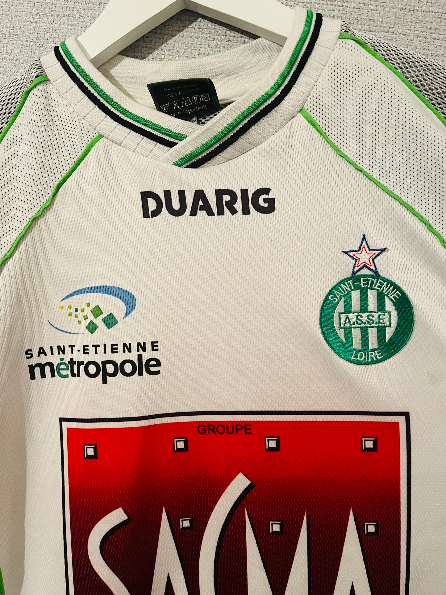 St Etienne away football shirt
2003/04 Hellebuyck Medium