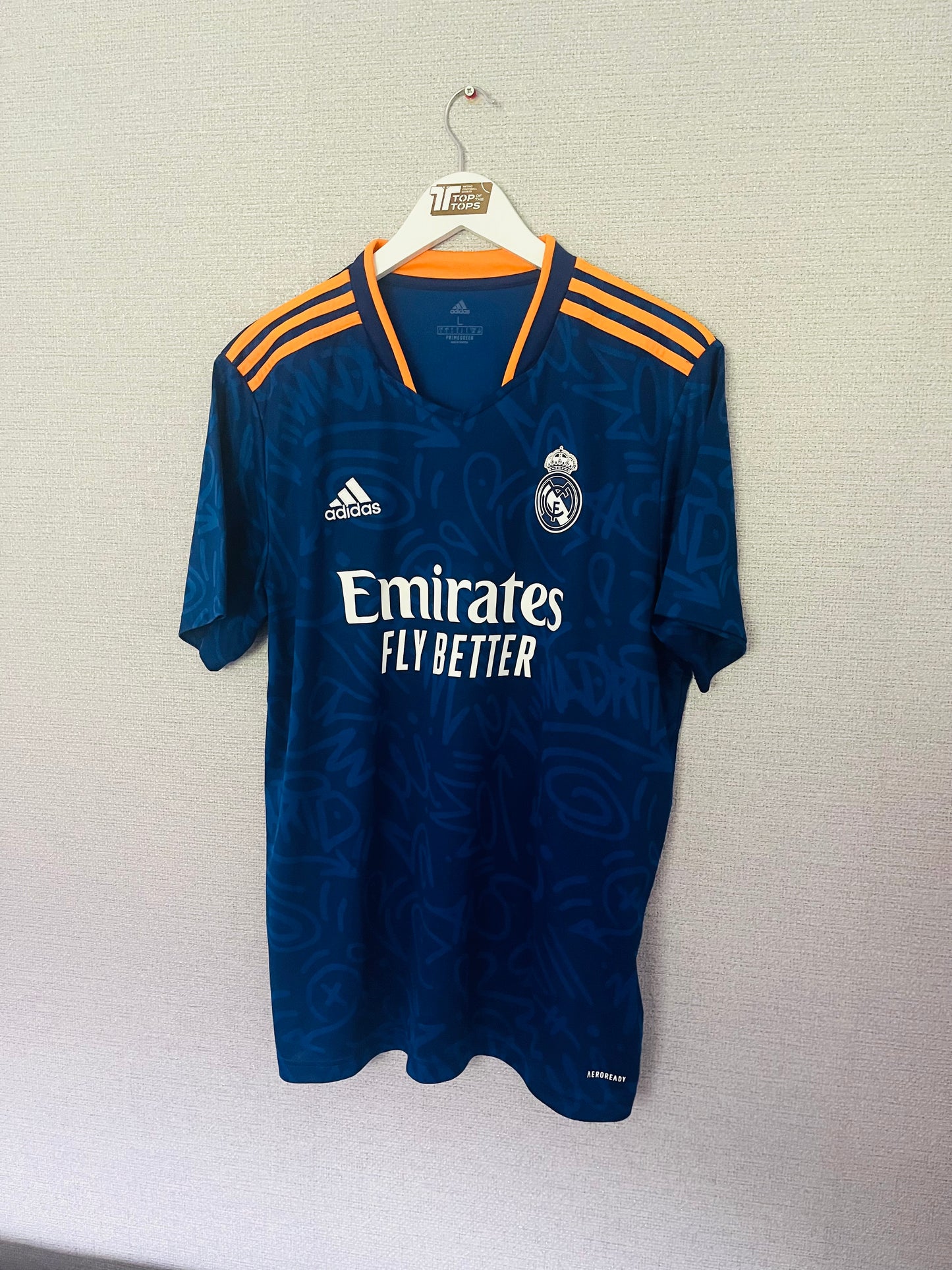 Real Madrid away football shirt 2021/22 Benzema Large