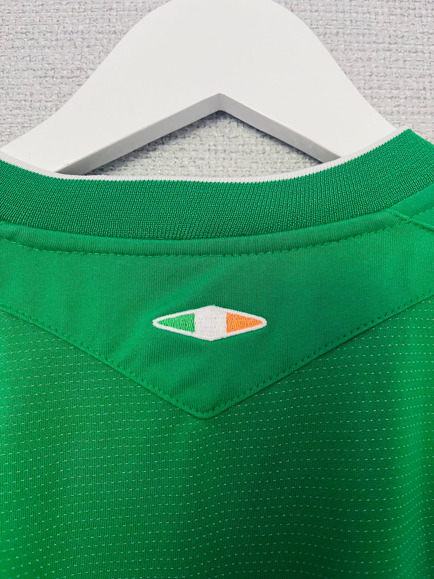 Republic of Ireland home football shirt 2004/06 Large
