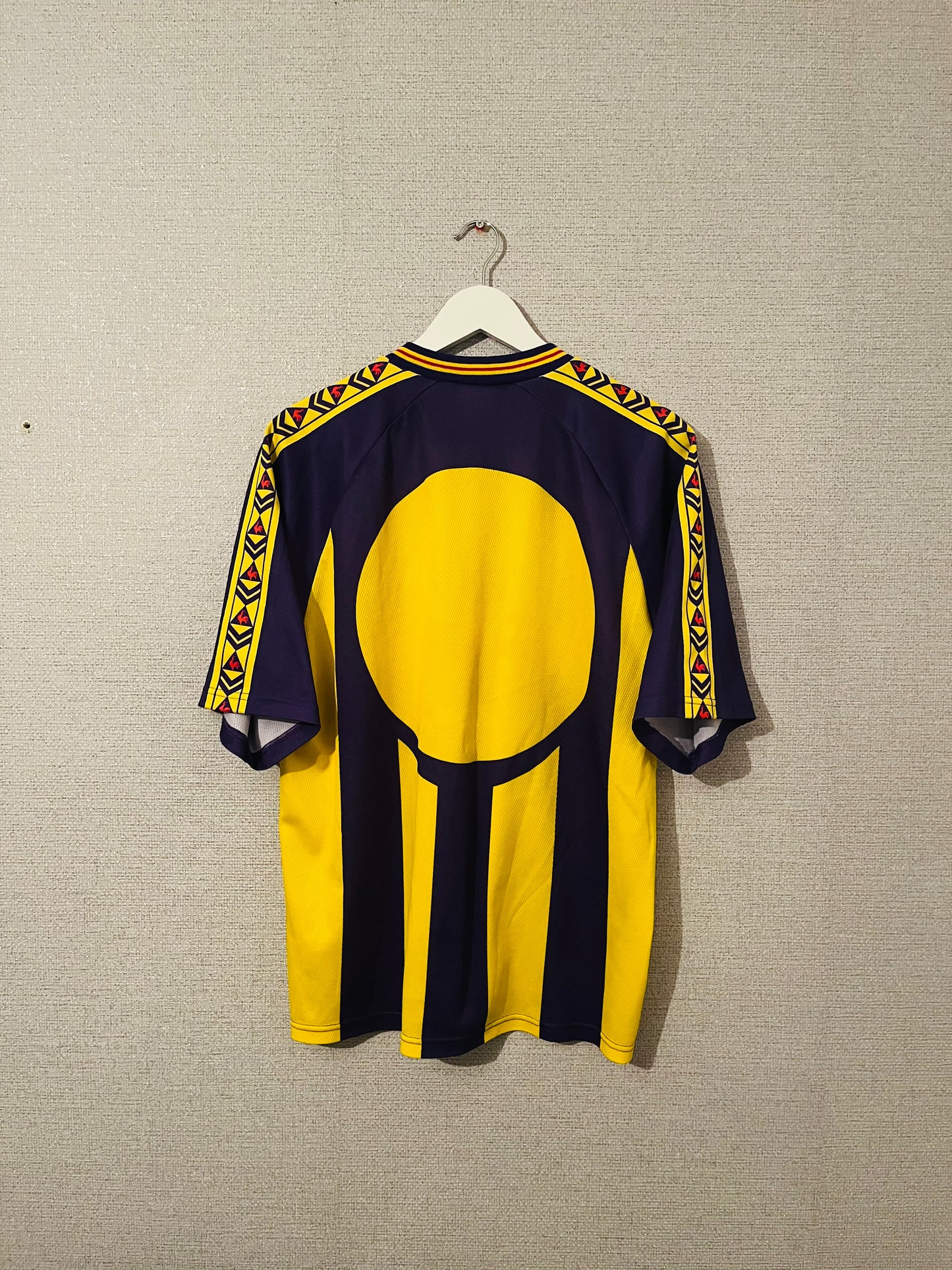 Coventry City away football shirt
1998/99 Large