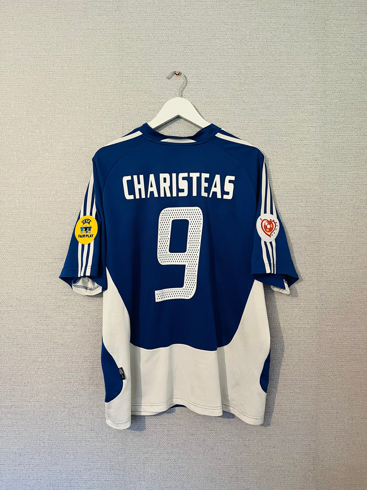 Greece home football shirt
Euro 2004 Charisteas XL