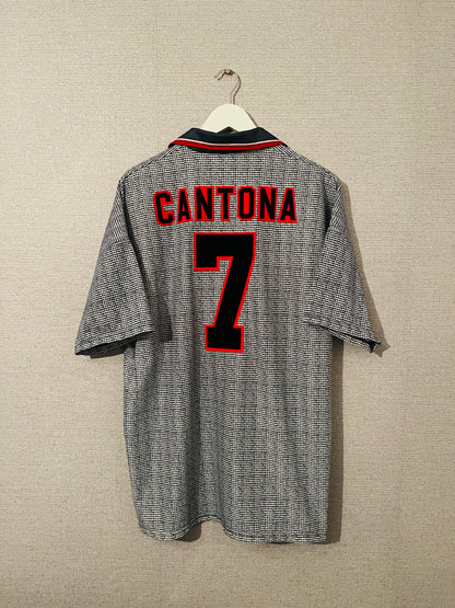Manchester United away football shirt 1995/96 Cantona XL