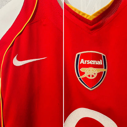 Arsenal home football shirt
2004/05 Henry Medium